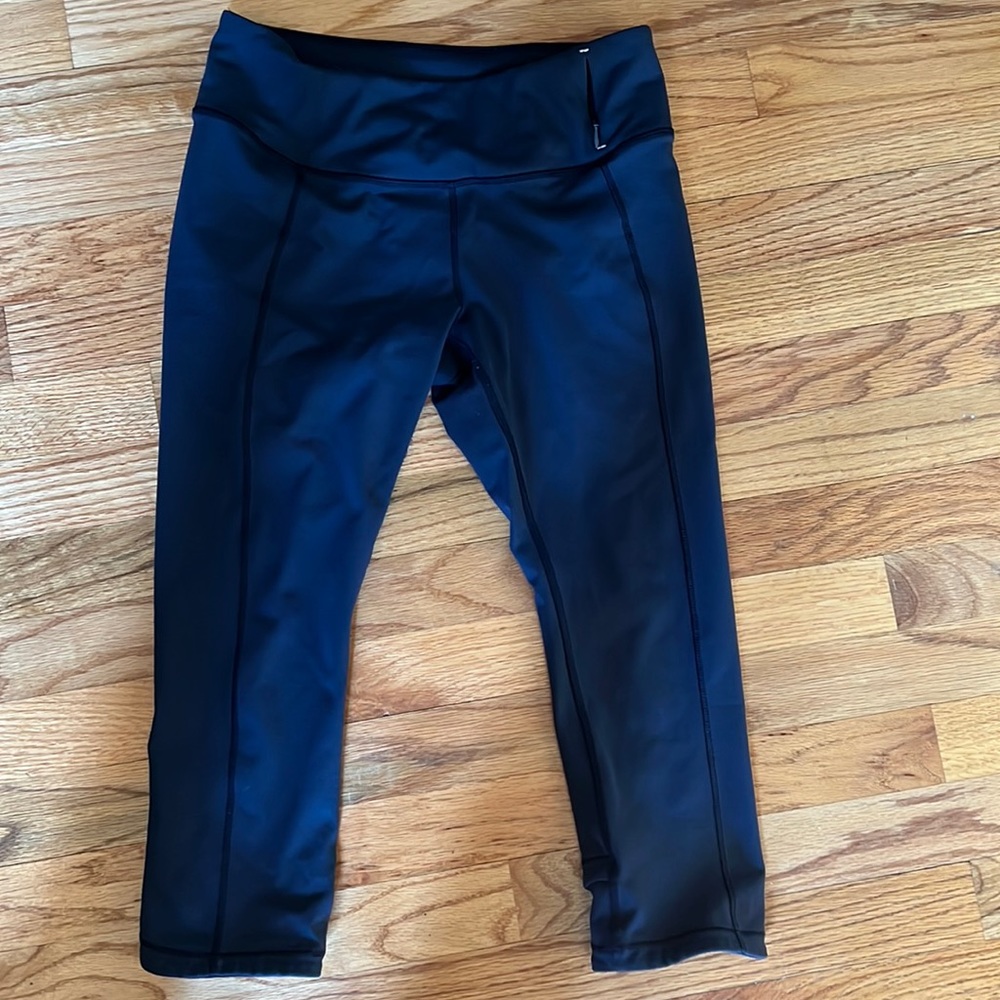 CALIA capris. Size medium